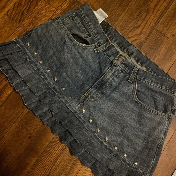 Levi's Dark Blue Studded Denim Mini Skirt - Picture 1 of 3